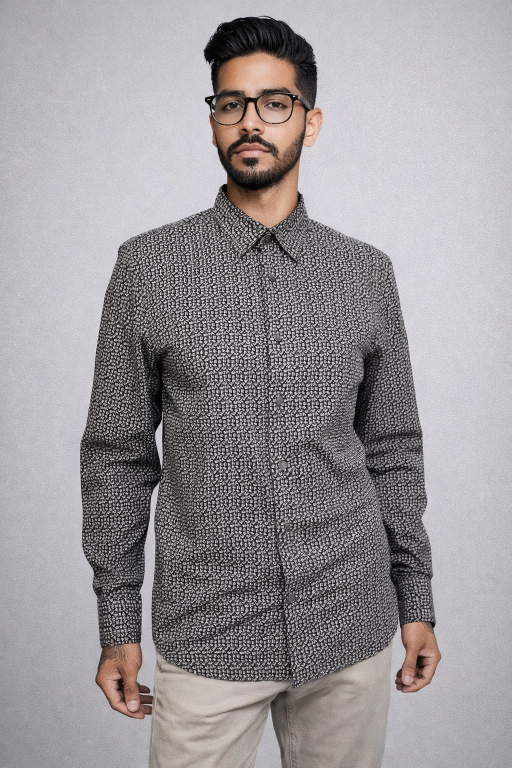 Modern Micro-Print Button-Up Shirt | SMALL