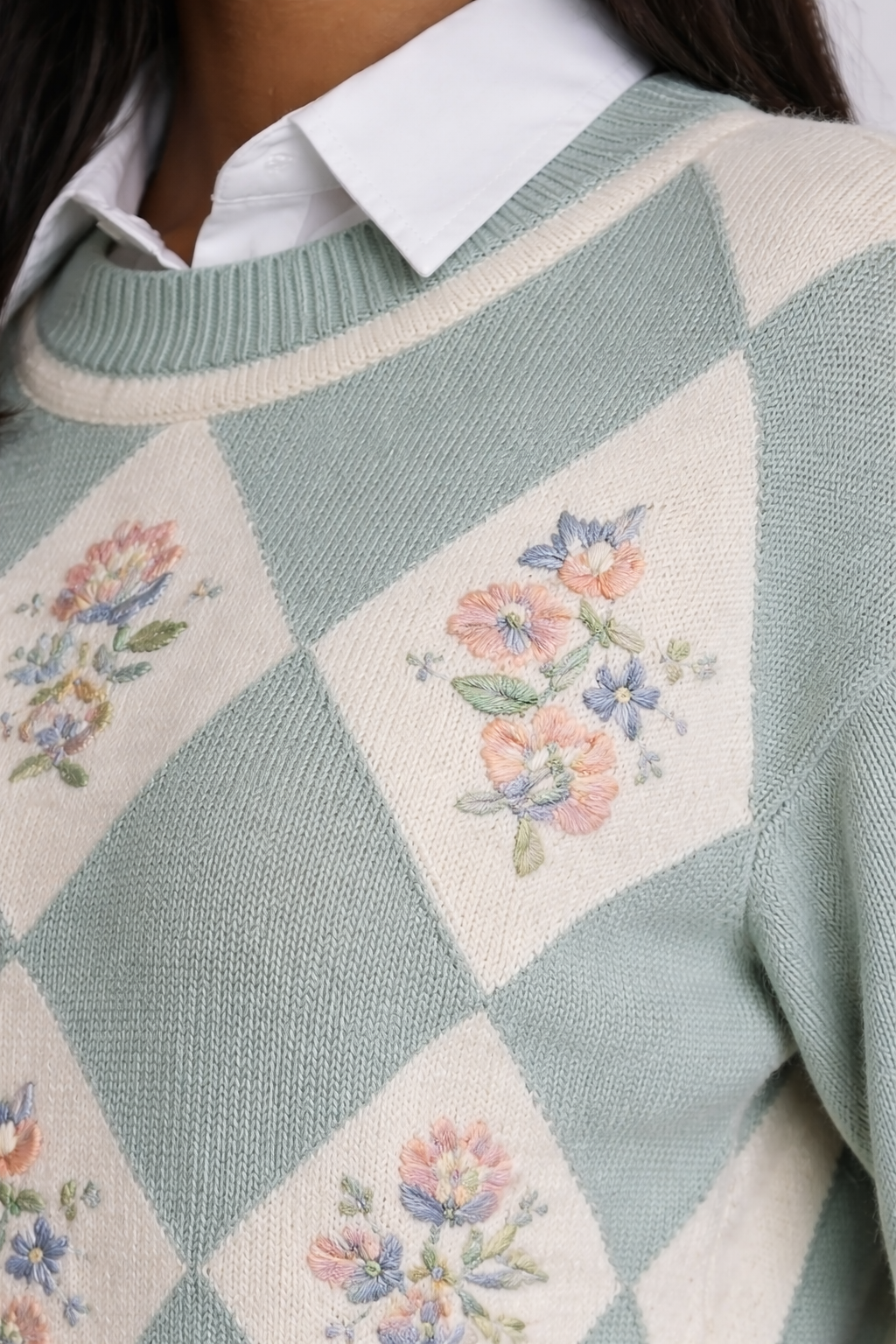 90s Vintage Mint Green Argyle Sweater | LARGE