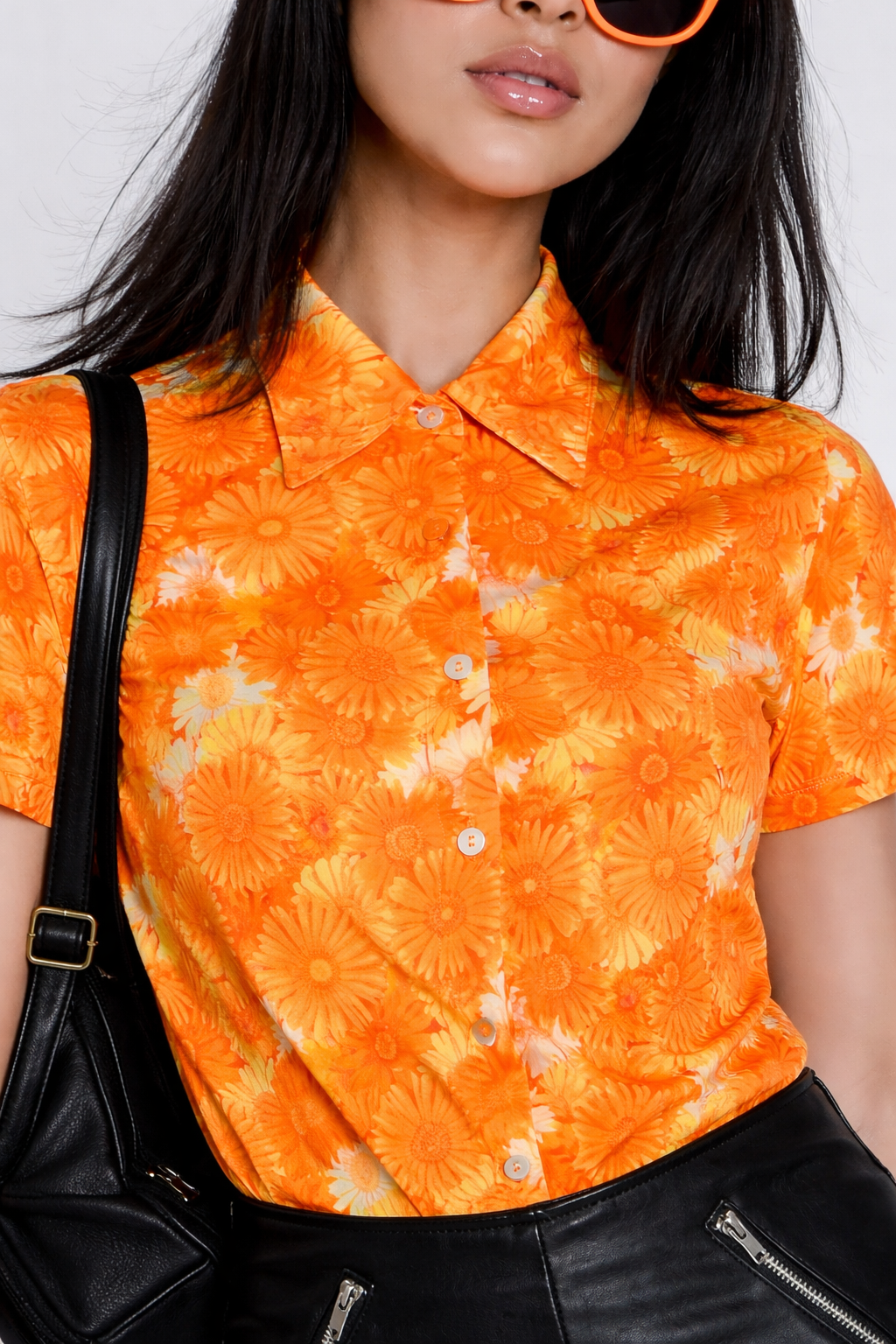 Vintage 90s Orange Daisy Print Floral Shirt | SMALL-MEDIUM
