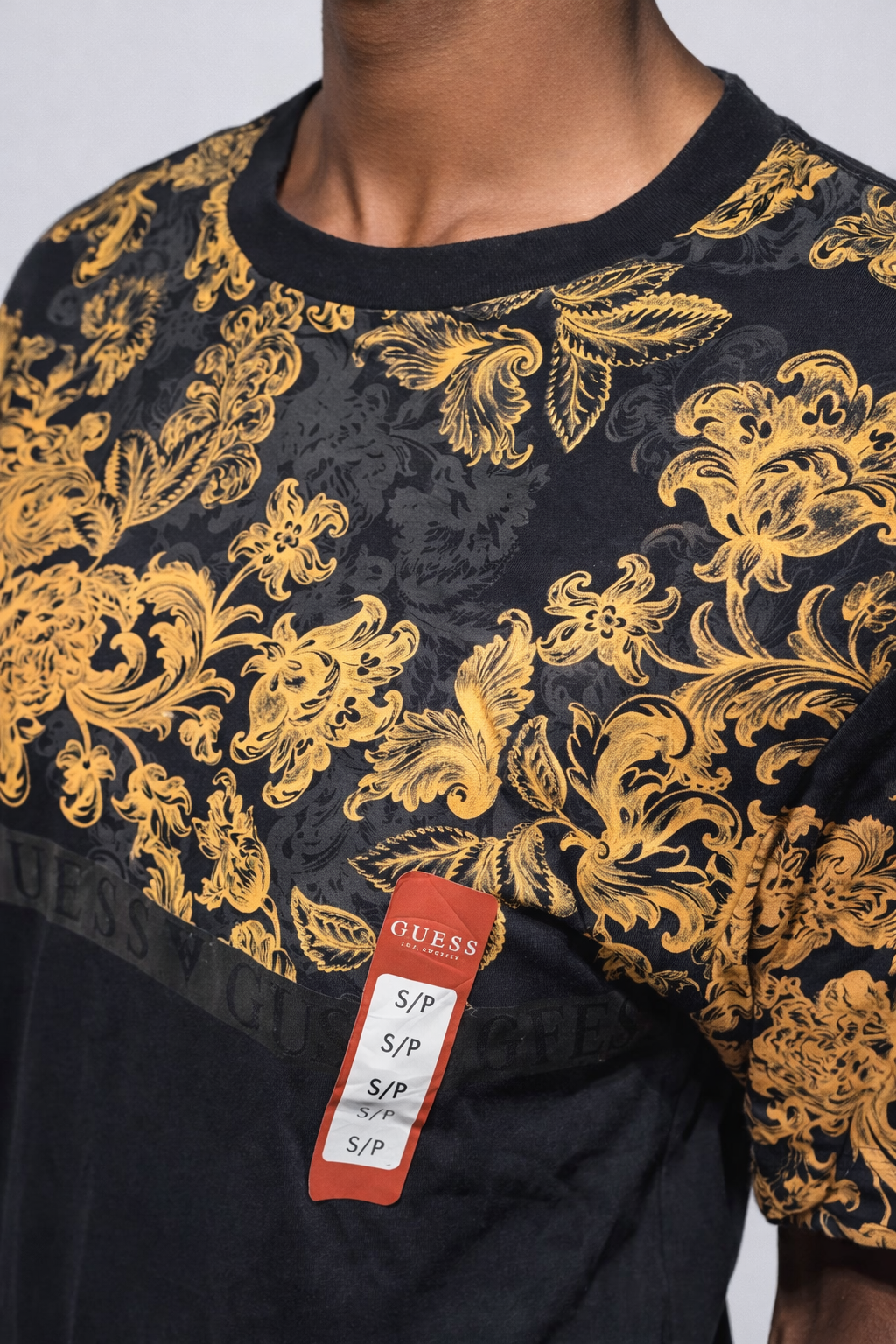 GUESS Gold Baroque Print T-Shirt - SMALL