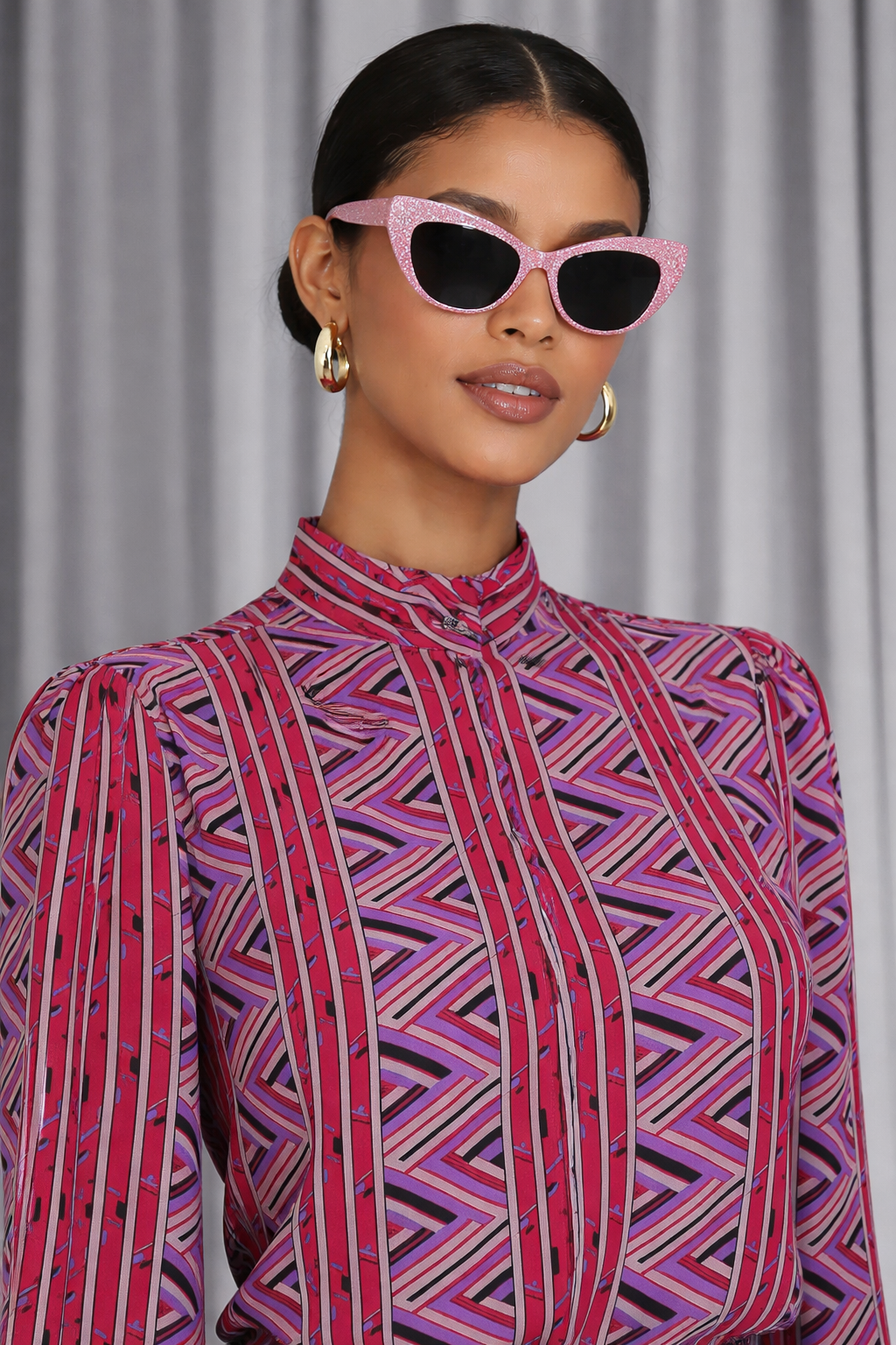 90s Vintage Pink Geometric Blouse | MEDIUM