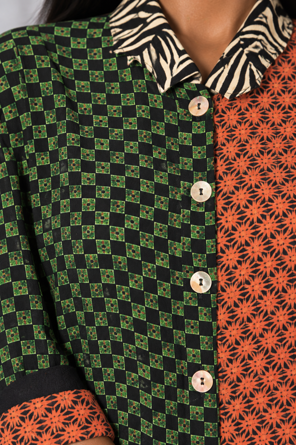 90s Orange & Olive Mixed Print Blouse – MEDIUM