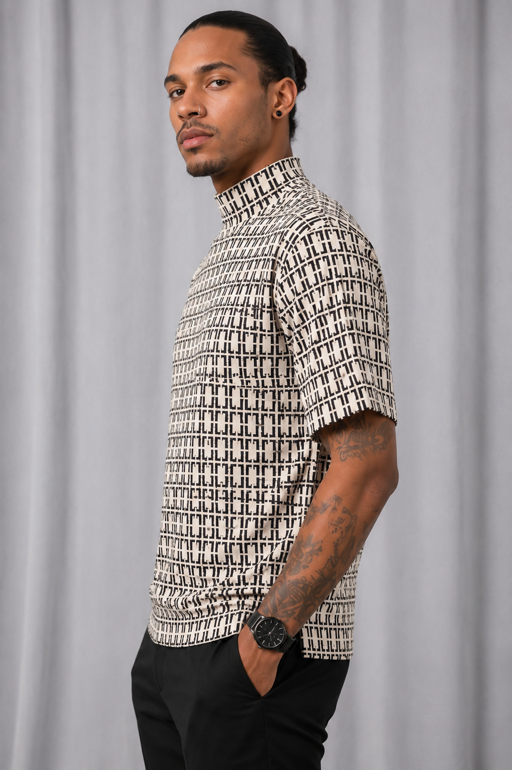 Vintage 90s Geometric Print Mock Neck Shirt | Dress Shirt | MEDIUM